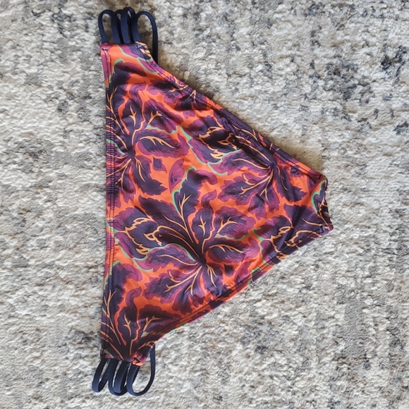 L*Space Swim Bottoms - Picture 3 of 5